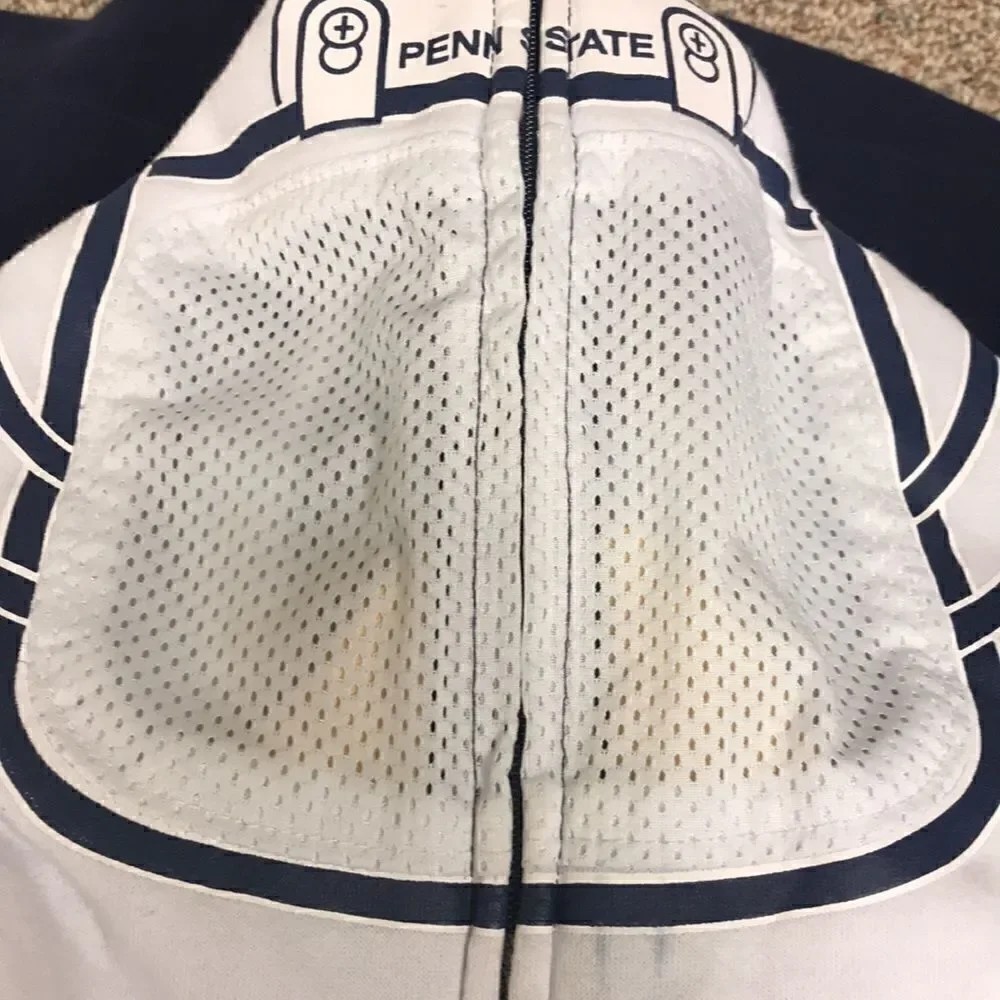 Nittany Lions sweatshirt.     Youth/XL